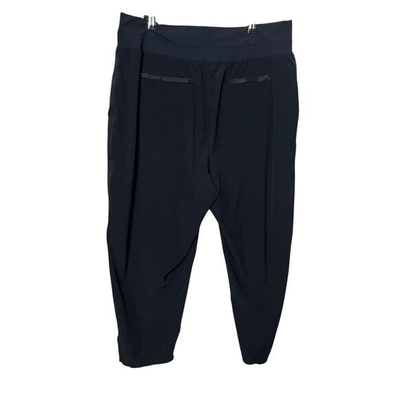 Athleta Nolita Pants Size 18 Black Crop Slim Tapered Pull On High Rise - Picture 3 of 13